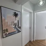Mosaic Cane Apartment 2